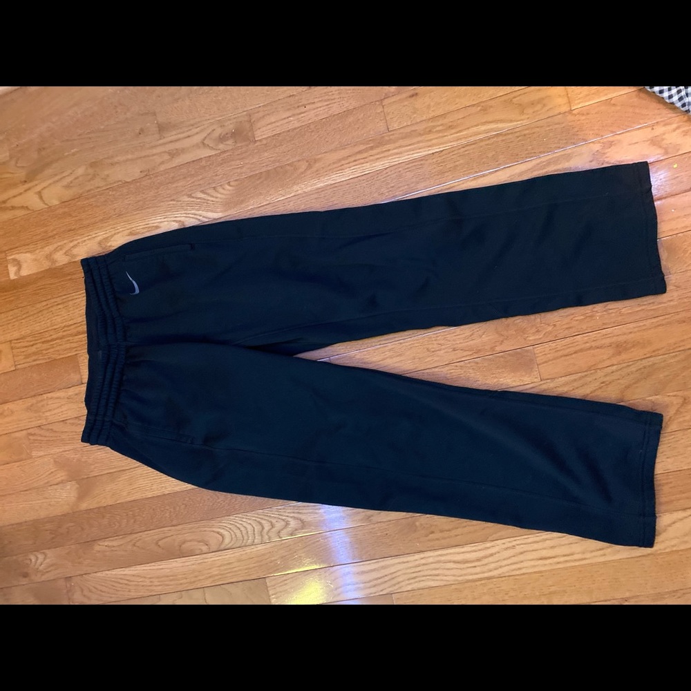 Black Nike sweatpants